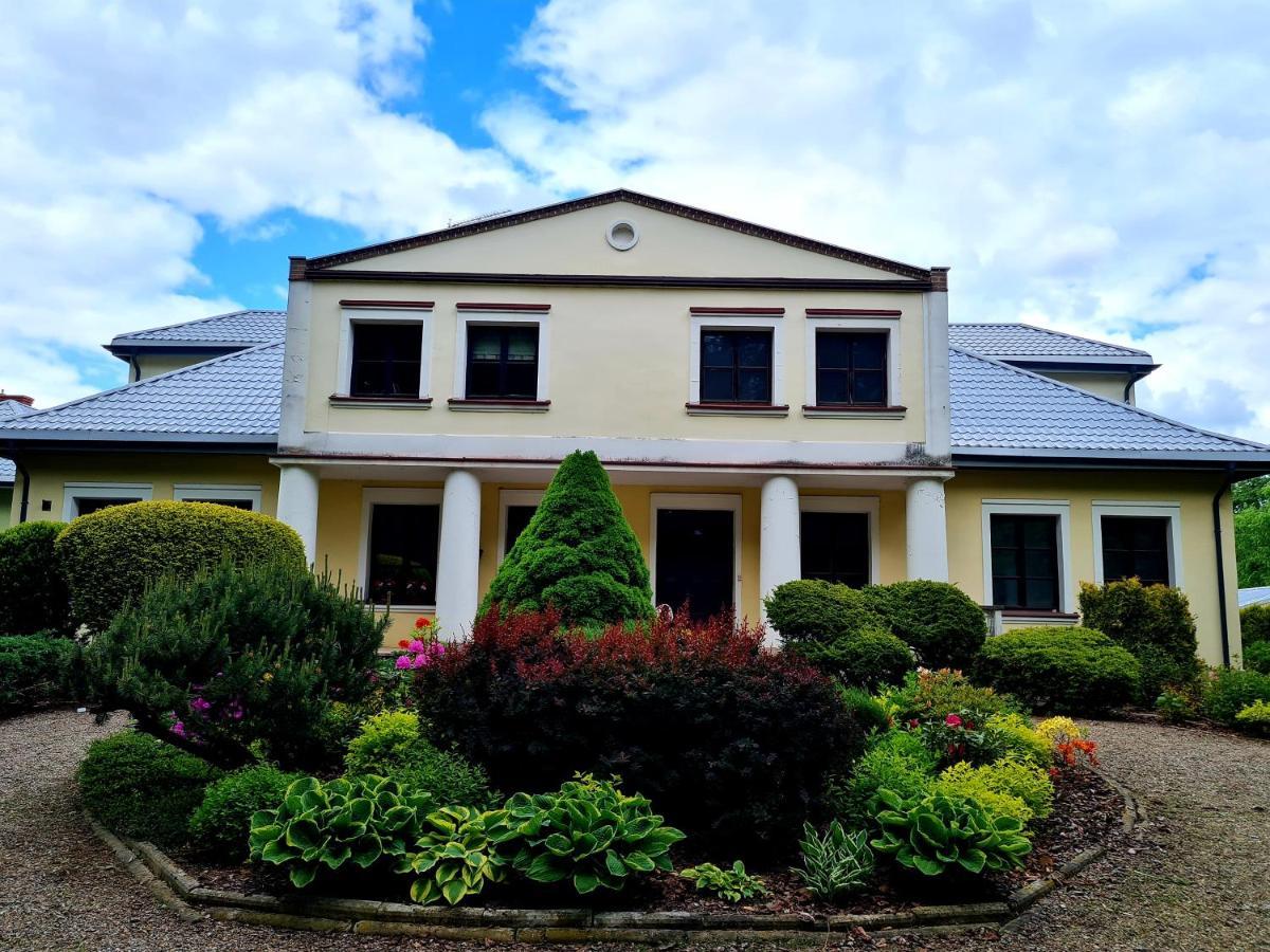 Wrzosowe Siedlisko Villa Czosnów Exterior foto